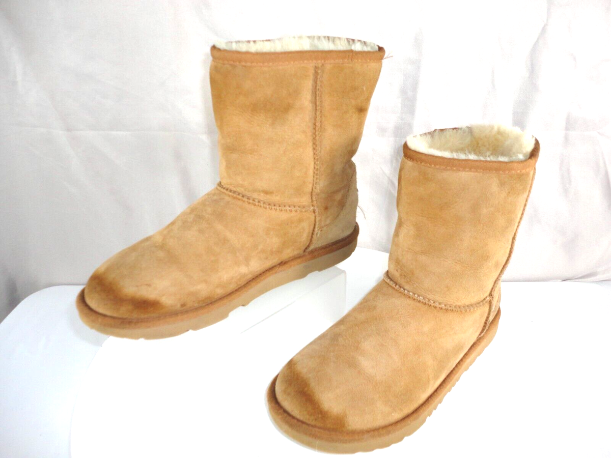 UGG CLASSIC SHORT II CHESTNUT SUEDE SHEEPSKIN WATERPROOF WOMENS