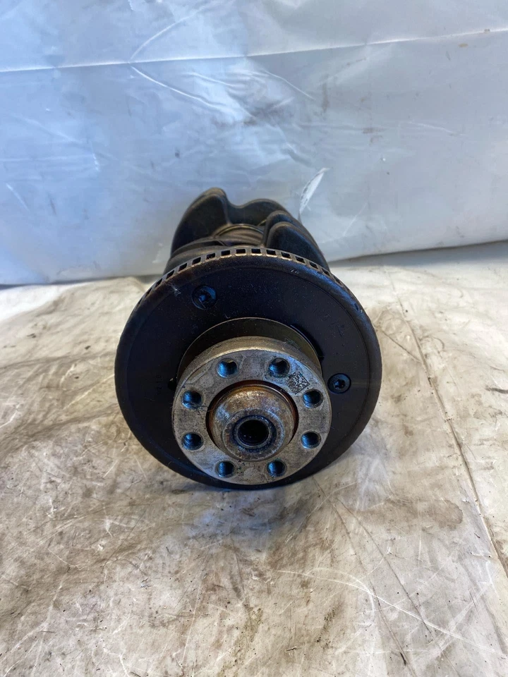 Volkswagen CC 2010 motor cigüeñal cigüeñal OEM sedán 2,0 L 4 cilindros Foto 3 de 4