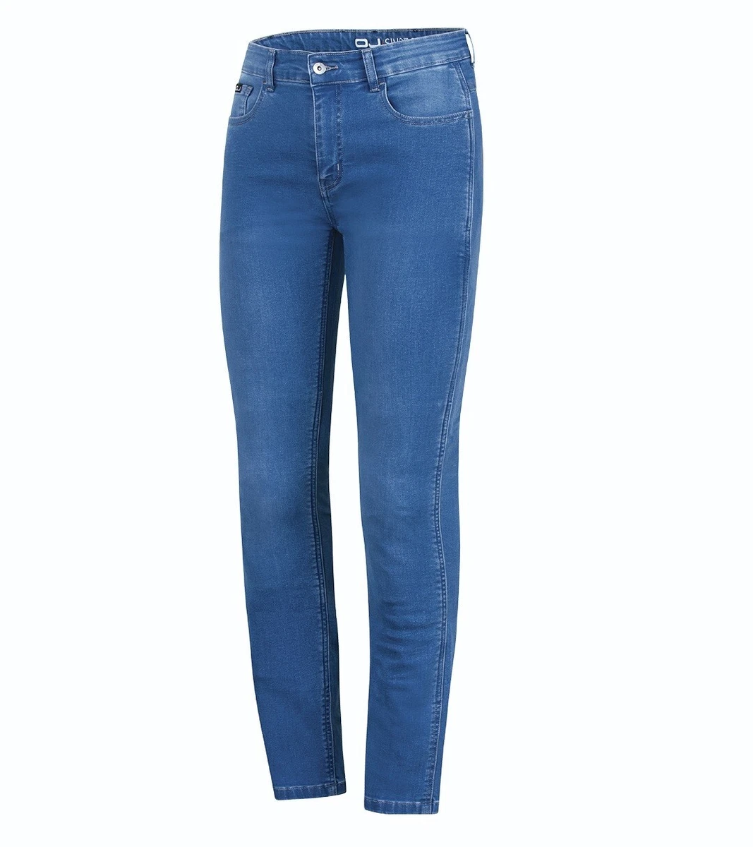 Outf casual per ragazze composto da blusa in denim monopetto con