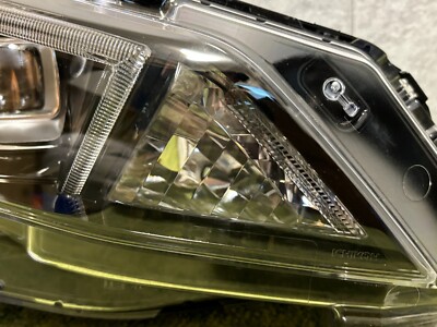 Nissan Genuine Leaf ZE1 2018-2022 Pre-facelift Model LED Headlight