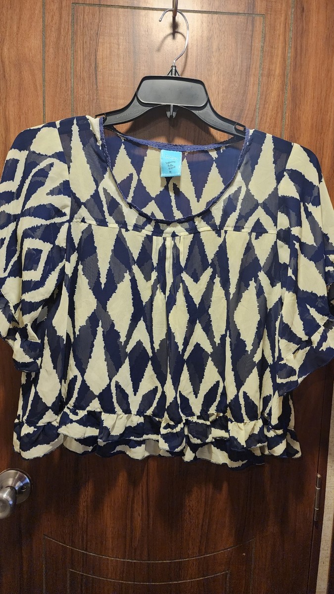 H.i.p. Woman Size M Crop top Ruffle Blouse Geometric Printed Sheer Flowy Y2K