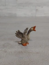 Retired Hagen Renaker Gray Goose Honking Spread Wings Baby Miniature