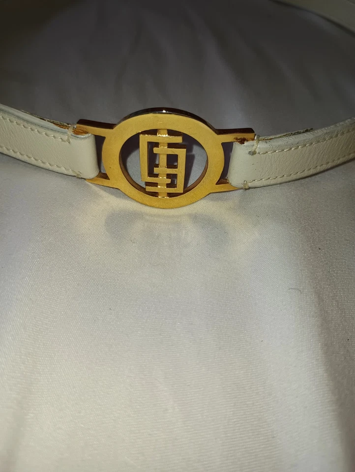 Cinturón de cuero blanco EMILIO PUCCI tono dorado EP logotipo circular 8 ajustable en muy buena condición Foto 2 de 4