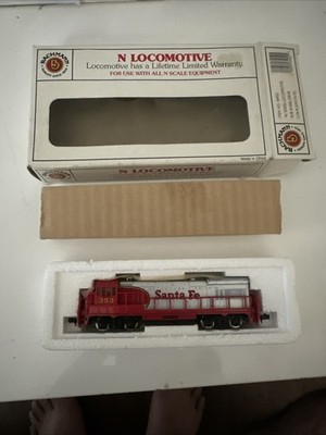 BACHMANN #64052 N Scale GE U36-B LOCOMOTIVE  SANTA FE #353