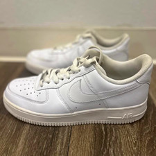 Nike Air Force 1 07 Low Top Leather Sneaker T...