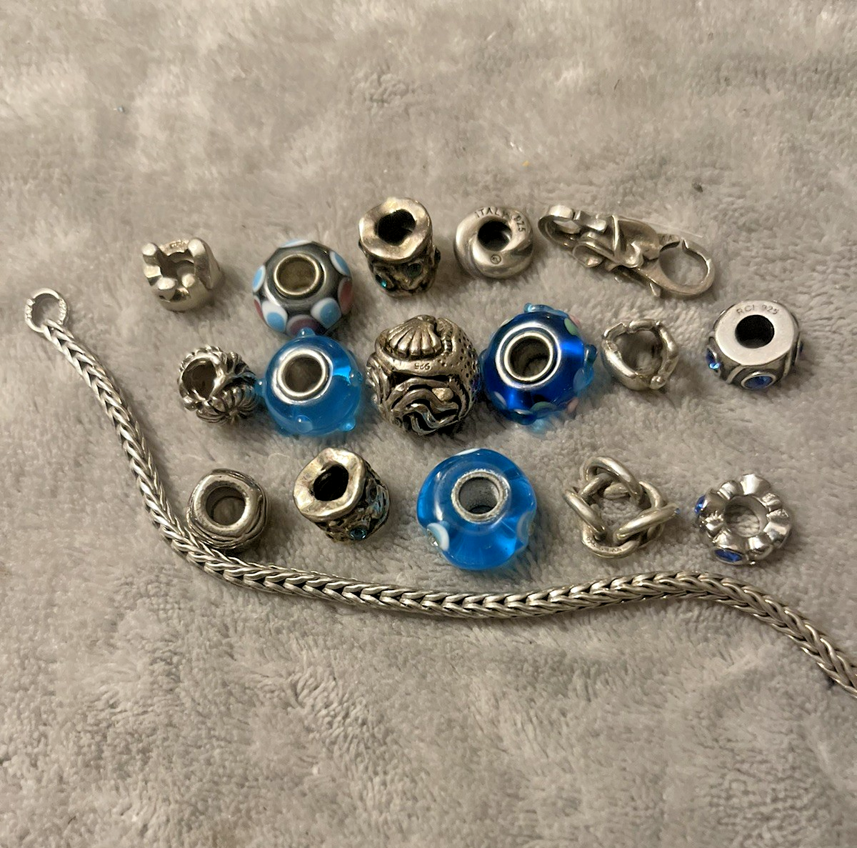 Trollbeads Bracelet Heart Clasp w 15 LAA Big Earth Blue Skies 925