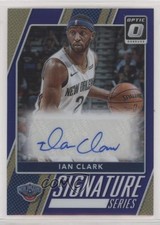 2017 Panini Donruss Optic Signature Series Purple Prizm Ian Clark #32 Auto fm0