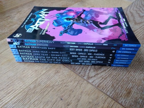 DC - Graphic Novel - Batman Volumes 1-8 - The New 52 - Picture 2 of 2