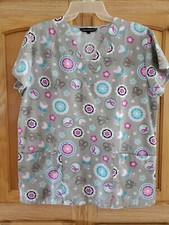 CASSANDRA O Women's Pink Ribbon Floral Print Scrub Top Sz S