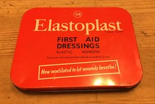 VINTAGE ELASTOPLAST FIRST AID DRESSING TIN - GOOD CONDITION - VINTAGE TIN