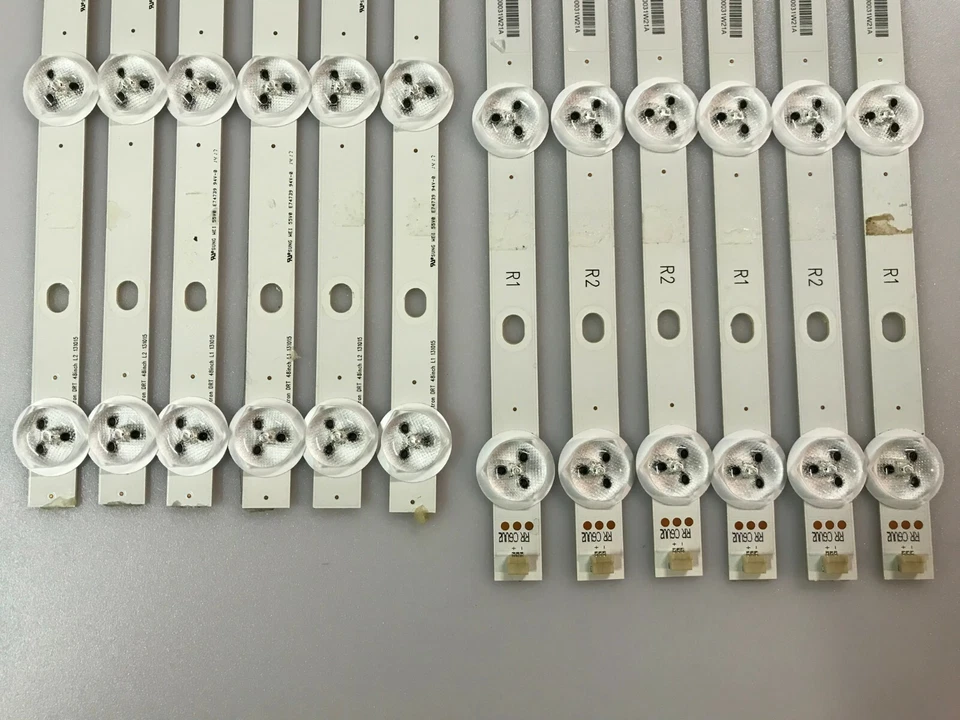 E74739 94V-0, 5638005B81, 56.38005.B81, L1 131015, L2 131015, R1, R2, E480i-B2 Foto 2 de 4