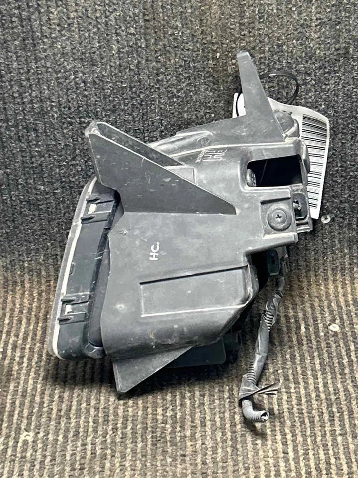 Fits 2010-2013 Kia Sportage Fog Light Assembly OEM#:922023W000 - Imagem 2 de 4