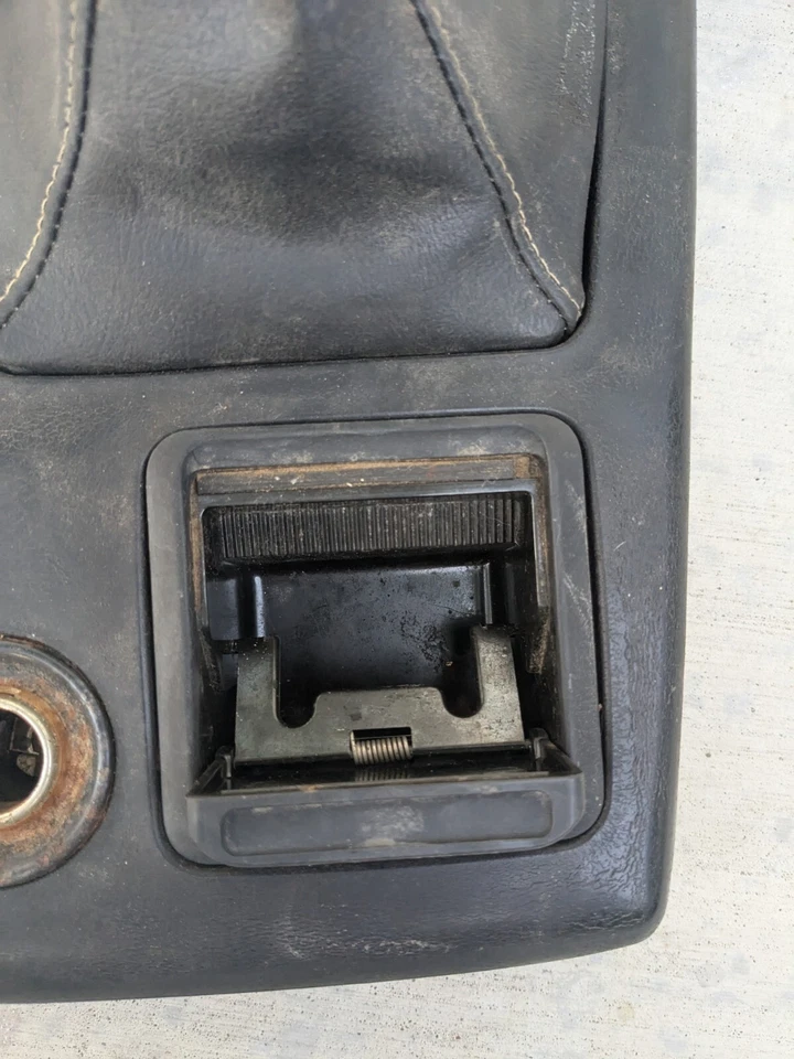 90-94 Mitsubishi Eclipse Eagle Talon Plymouth Laser Shifter Trim with boot Foto 3 de 4