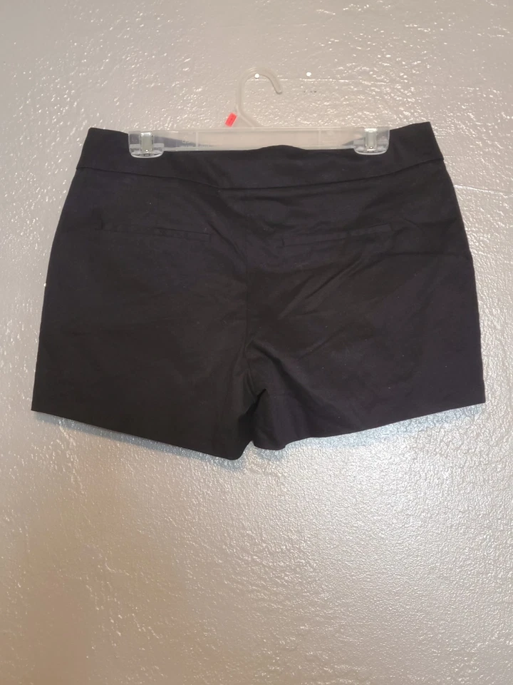 Pantalones cortos negros para mujer Madison Jules nuevos con etiquetas talla 6 chinos de tiro medio con bolsillos delanteros Foto 2 de 4