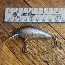 BAGLEY (No Rattle)  B 2   FISHING LURE    Silver Foil Diving Crankbait 