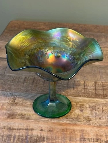 VINTAGE NORTHWOOD CARNIVAL GLASS RASPBERRY BASKETWEAVE GREEN COMPOTE