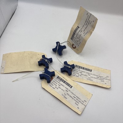 AMF Coupling Insert 24213298 Lot Of 4