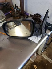 Door Mirror Olds Sihlouette Left 97 98 99 00 01 02 03 04 Door Mirror Olds Sihlouette Left 97 98 99 00 01 02 03 04