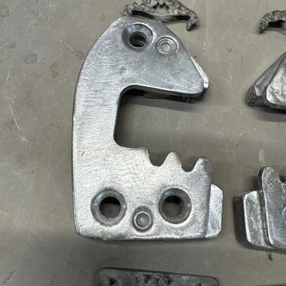 1963 1964 Chevy Impala Door Latch Striker BelAir Biscayne Starfire Bonneville OE - Image 2 of 4