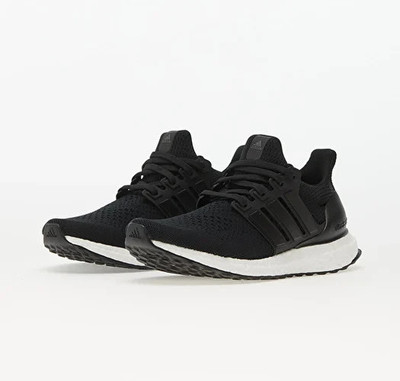 Adidas Ultraboost Black/White Womens Size US 9.5 Casual Running Sneakers New 