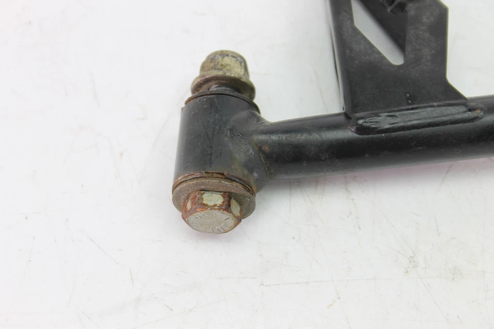 2009 Ski-Doo Gsx 600 E-tec braço dianteiro superior A braço A 505072389 - Imagem 2 de 4