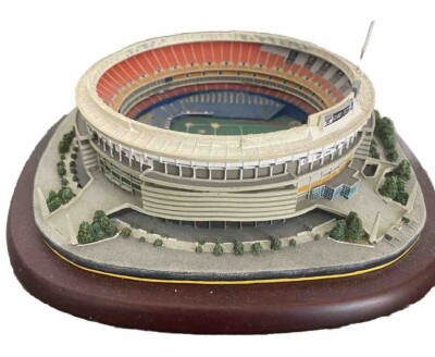 Danbury Mint Three Rivers Stadium Replica MLB Pittsburgh Pirates