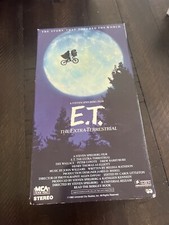E.T. ET The Extra Terrestrial VHS 1982 Rare Green and Black Tape Spielberg