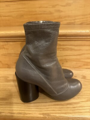 Marc Jacobs Leather Ankle Boots Size 7.5 EU 38 Gray