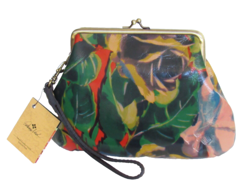 Patricia Nash Savena Winter Bloom Floral Kiss Lock Clutch Wristlet Bag NWT $69 - Picture 1 of 4