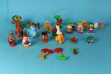 Lot de figurines - œufs ou autres séries de collection - 20 pièces - voir photos de plus près / S115