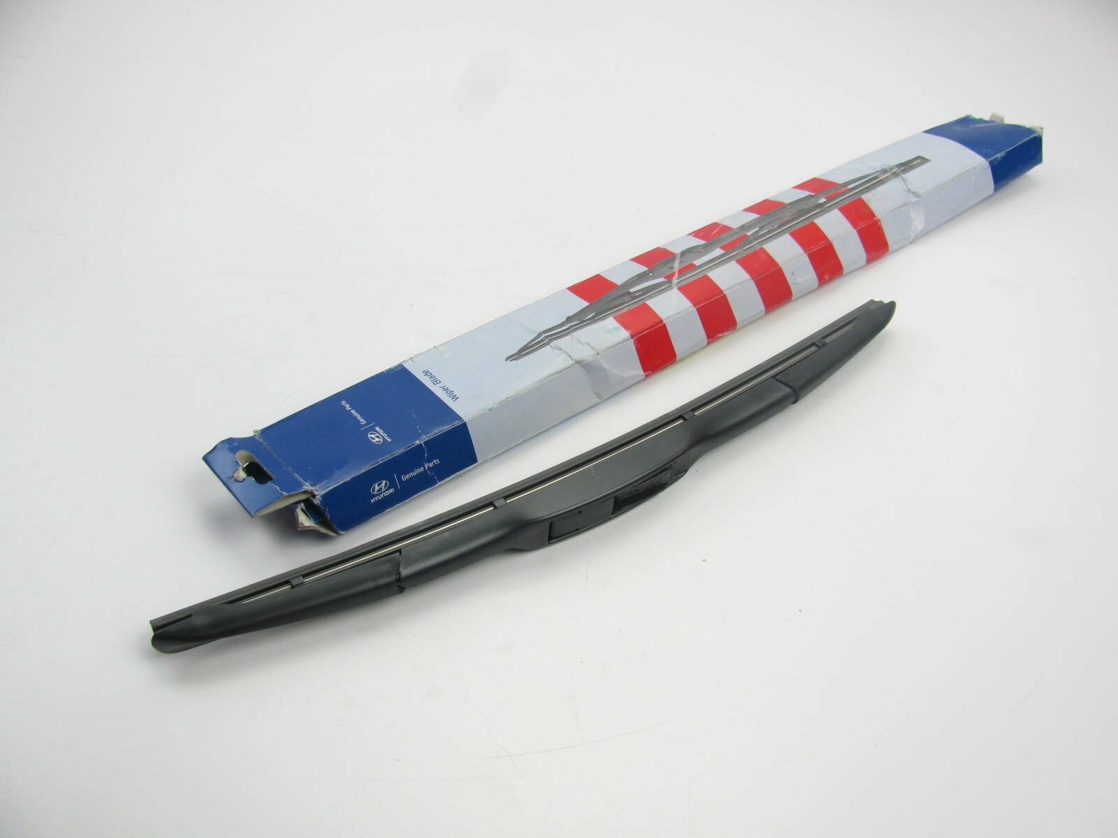 New Right Side Windshield Wiper Blade OEM For 1115 Hyundai Elantra