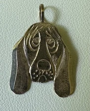 14k Yellow Gold Basset Hound Dog Pendant 1.9 grams