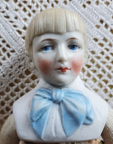 Poupée Vintage En Porcelaine Bisque PARIAN, époque 19ème (reproduction)