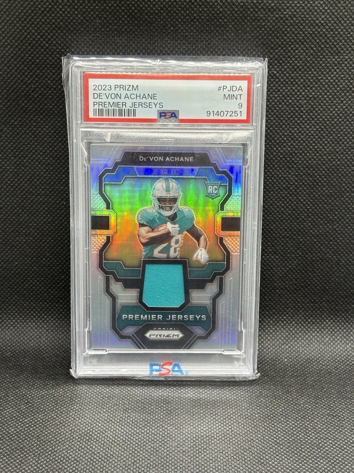 Panini 2023 Prizm Premier Jerseys De'Von Achane Rookie MEM PSA 9 #PJ-DA Dolphins