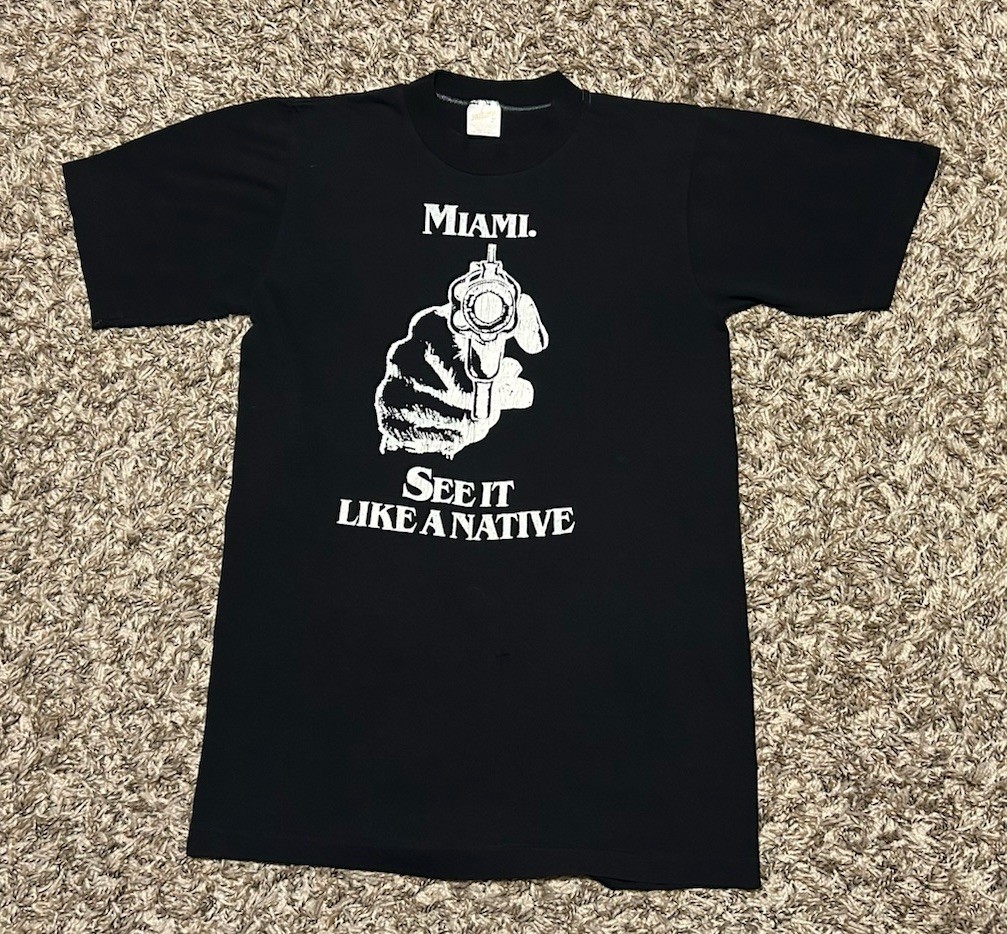 True Vintage 1970s Miami, See It Like A Native Gun Tee Size Medium