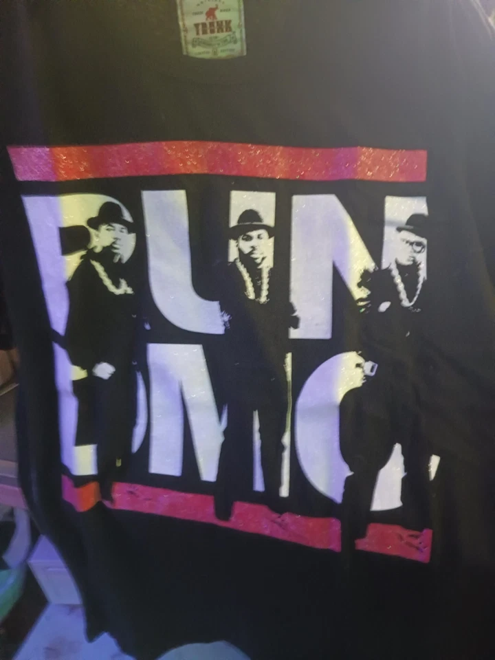 Camiseta negra Trunk Ltd rara RUN DMC NUEVA SIN ETIQUETAS mediana Foto 4 de 4