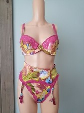 DIOR 3 PIECE VINTAGE SET BELT STRING AND BRA SZ 42