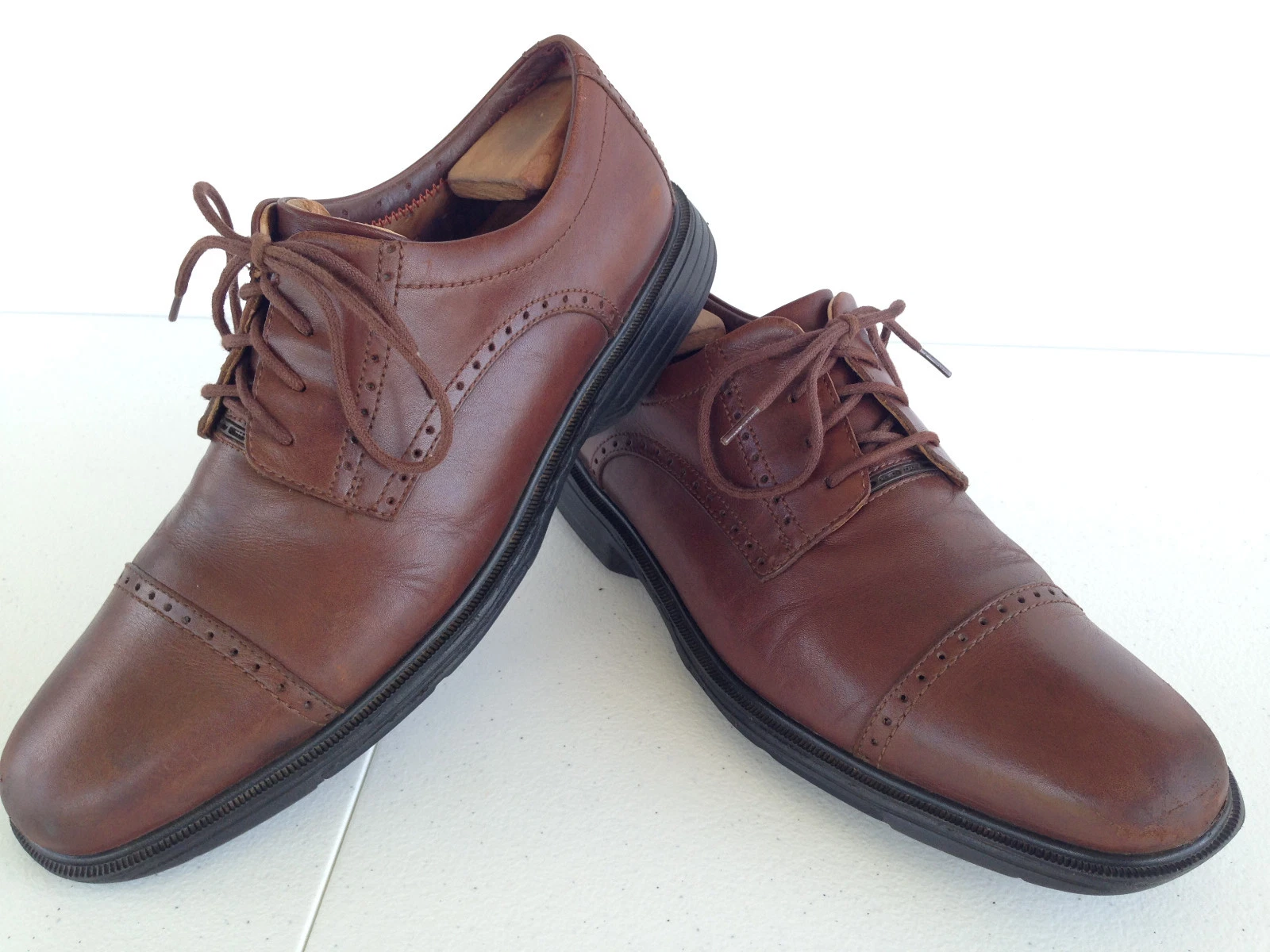 Brogue Clarks non strutturato Un.Tudor Oxfords da uomo 10 5 marrone punta del cappello D8(3)