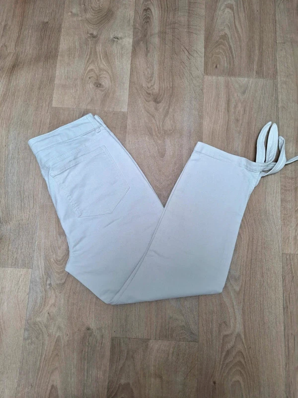 Womens Boden Trousers Size 12 petite white The Denbigh Jean Cropped Tie Hem - Image 2 of 4