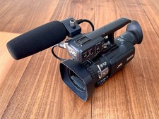 JVC GY-HM100 3CCD Pro HD Camcorder Fujinon 10x Lens Dual SDHC