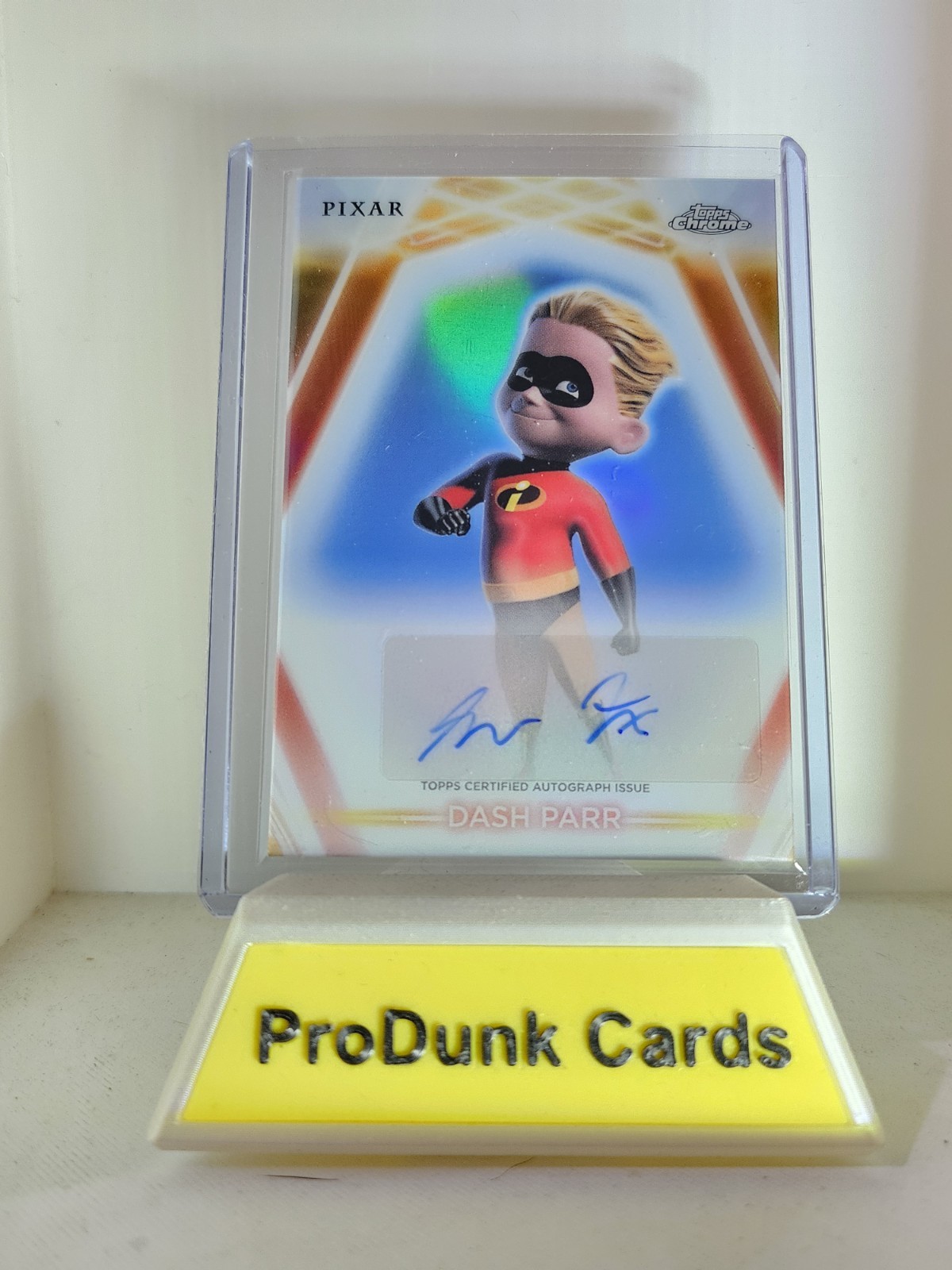 Topps Disney Neon Auto 2026 Dash Parr Topps incredibles Signed By Spencer Fox