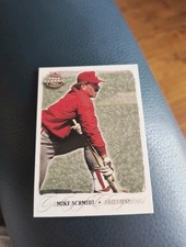 MIKE SCHMIDT 2003 FLEER FALL CLASSIC GALLERY OF CHAMPIONS #84