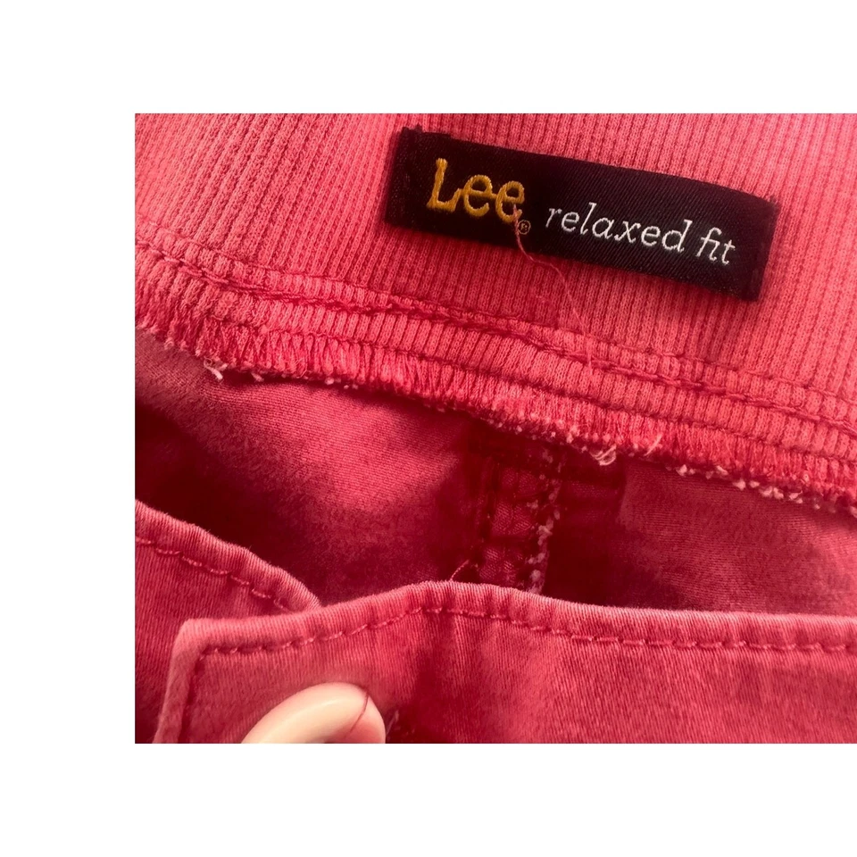 Lee Relaxed Fit Womens Plus Size 20W Cargo Shorts Elastic Waist  - Image 3 of 4