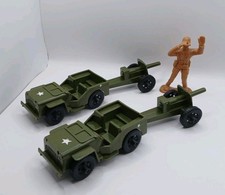 Lot Vintage TIM-MEE TOYS 2 Army Jeep  Howitzer Cannon  Greenbrier Big Figure