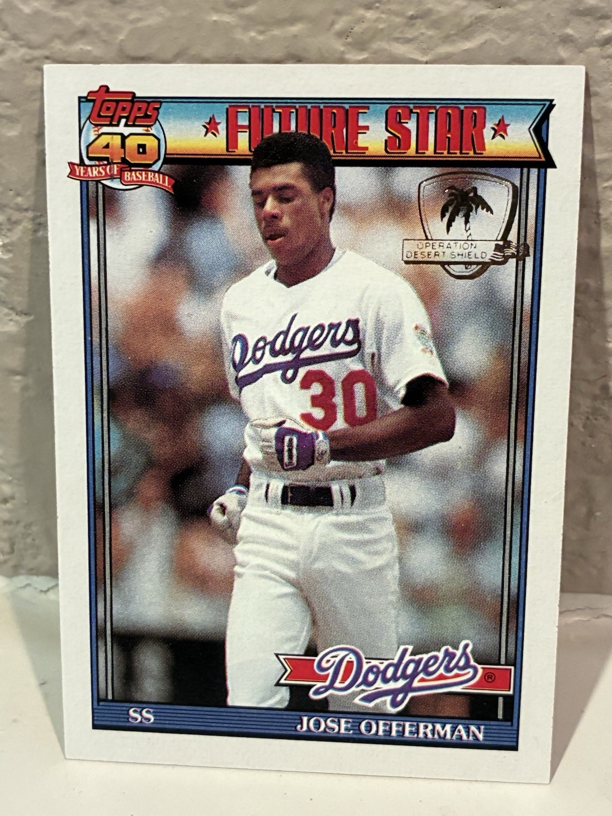 1991 Topps Operation Desert Shield #587 Jose Offerman Los Angeles Dodgers NRMT B