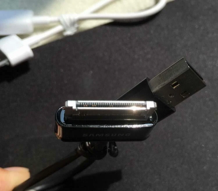 0.6ft USB Sync Cable Cord For Samsung Galaxy Tab 2 7.0 10.1 N8000 N8010 GT-P7100 - Image 3 of 4
