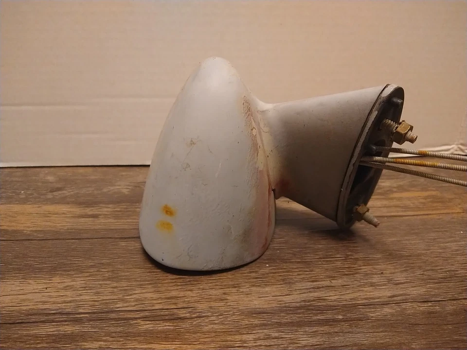 GM 74-79 Pontiac Grand Prix LeMans LH Remote Side Bullet Sport Door Mirror - Image 2 of 4