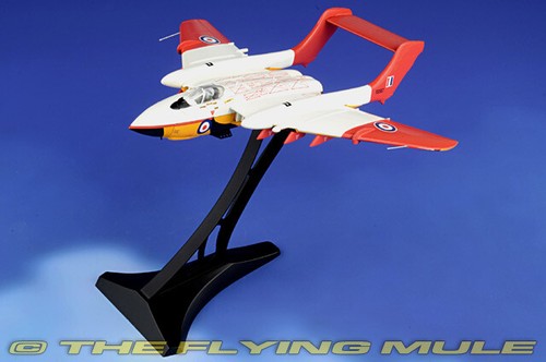 Oxford Diecast 72HOR001 De Havilland Hornet in RAF Far - Hattons