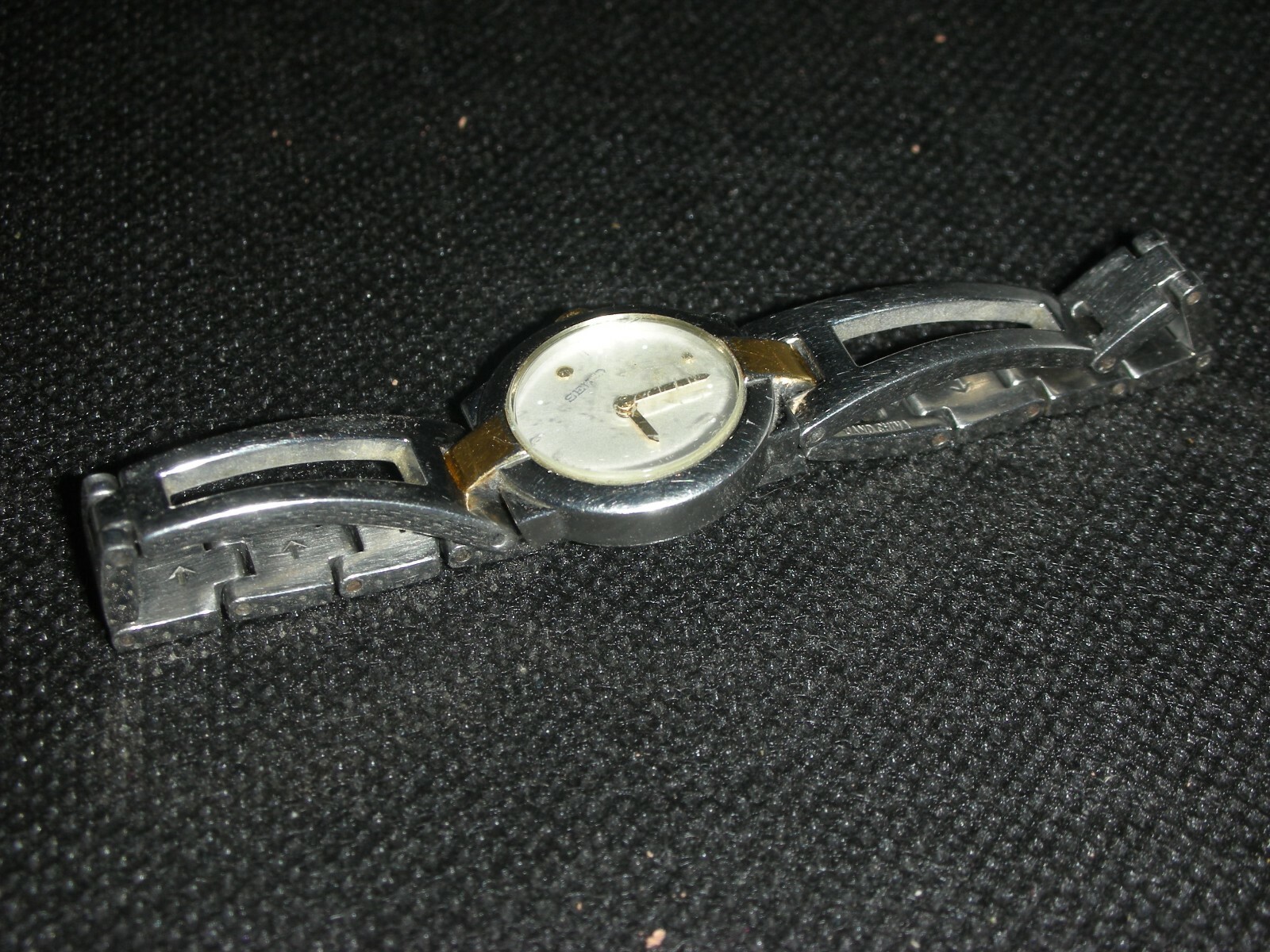 Seiko Solar White Mother of Pearl Women 