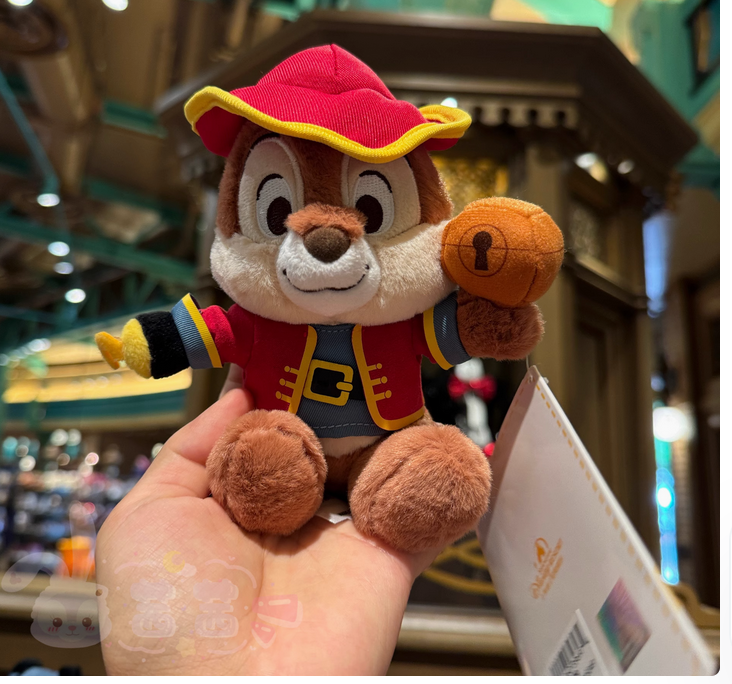 Disney Parks 2024 authentic Priate Chip Shoulder Pal Plush Dolls